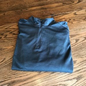 Fossa 1/4 Zip Pullover Long Sleeve Top